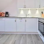 Schmidt- Nr 33 - Strandhotel דירה 4*