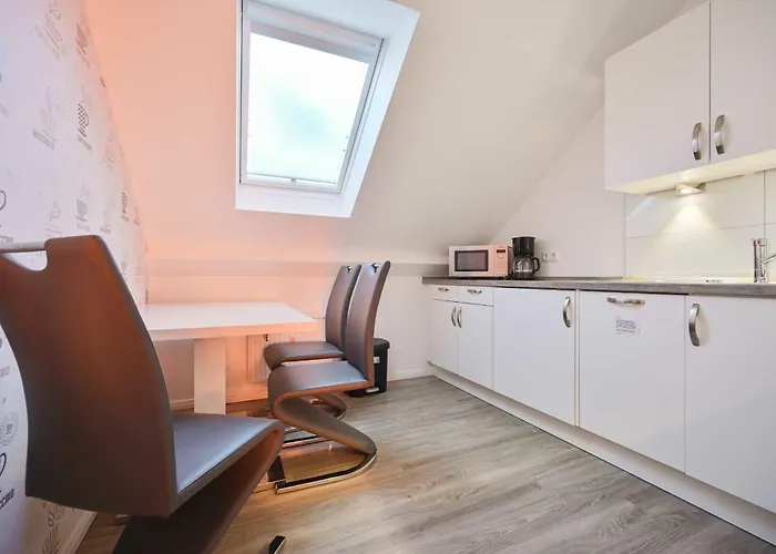 Schmidt- Nr 33 - Strandhotel Kellenhusen